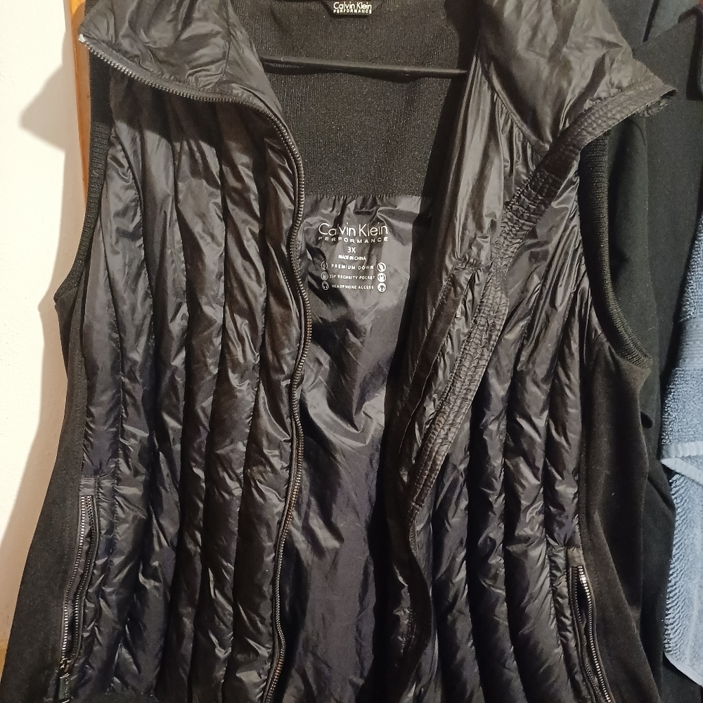 "Sold"Calvin Klein vest